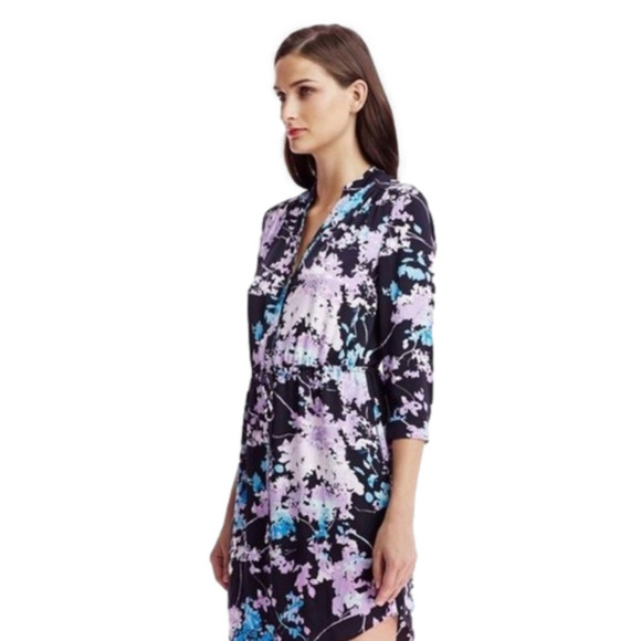 Diane von Furstenberg
Freya Floral Daze Shirtdress - Picture 2 of 14